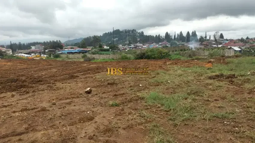 Dijual Tanah Kosong di Jalan Kolam Renang - Karo