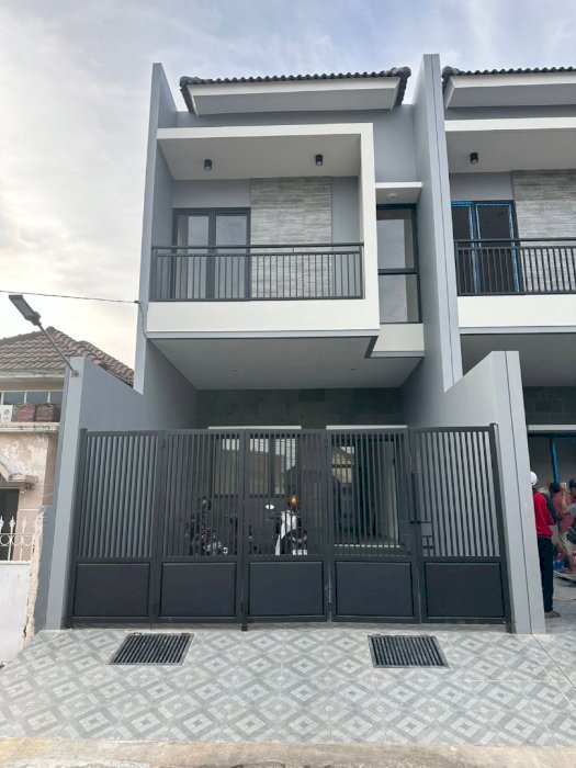Rumah Baru Minimalis Surabaya Timur