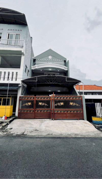 Seperti Baru, Rumah Dekat Pusat Kota Surabaya