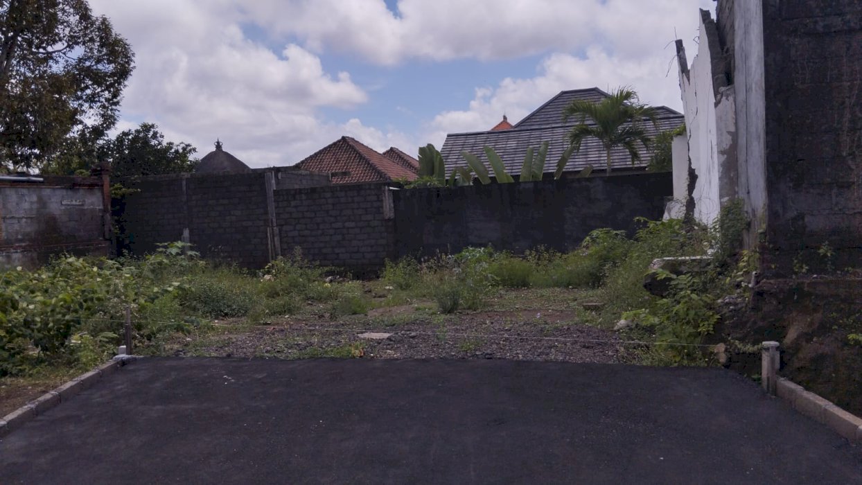 Di jual tanah 185m Jalan Raya Celuk, Sukawati, Gianyar, Bali