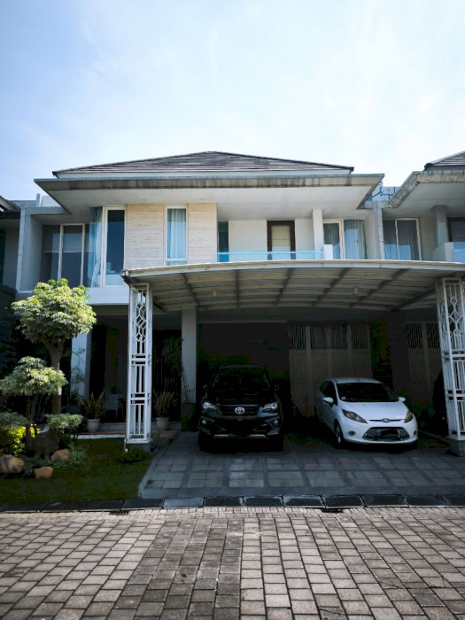 TURUN HARGA!BU Jual Cepat Rumah Istimewa full furnish Wisata Bukit Mas