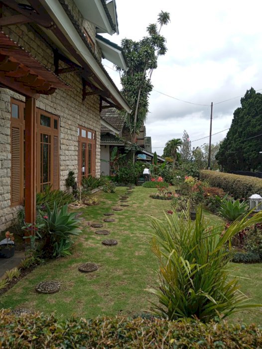 Jual villa siap huni lokasi strategis di Cipanas Cianjur