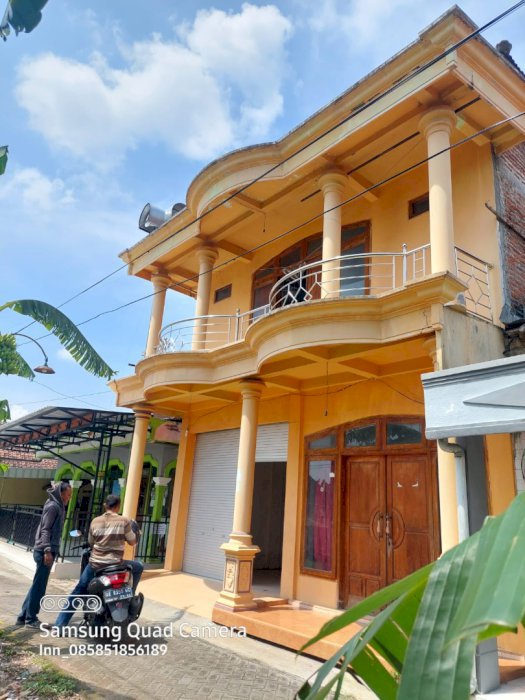 Dijual rumah siap huni , 2 lantai di jawa timur