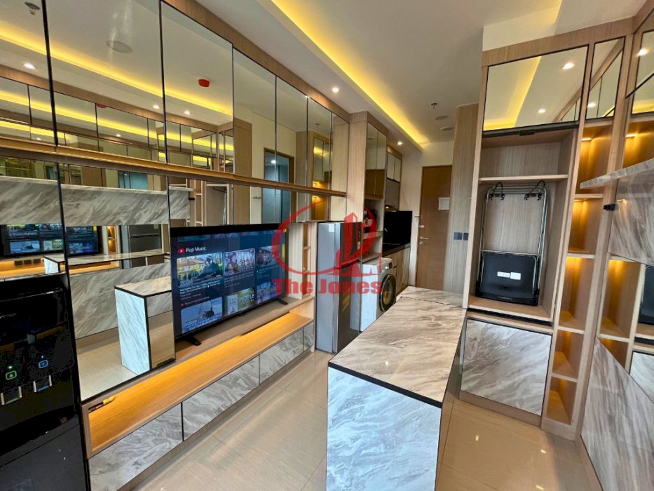 Sewa Apartment The Newton Ciputra World 2 Studio Furnished (0418)