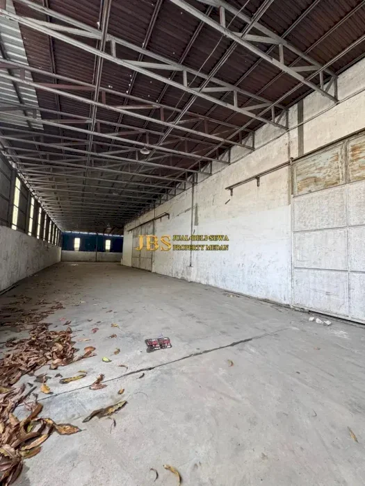 Dijual/Disewakan Gudang Siap Pakai di Jalan Irian Barat - Sampali,