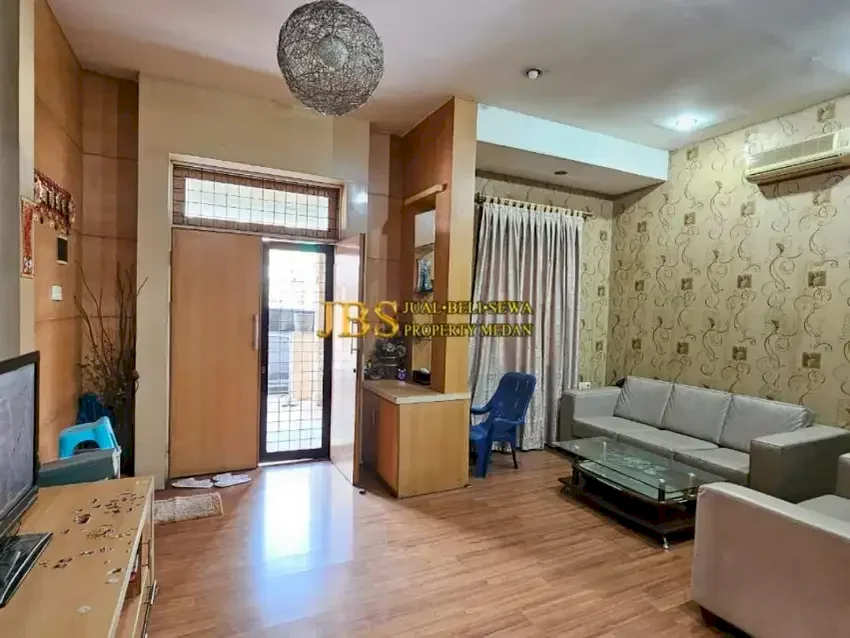 Dijual Villa Siap Huni di Komplek Cemara Asri Jalan Durian - Medan