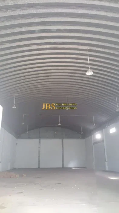 Dijual Gudang Siap Pakai di Komplek Gudang Intan Jalan Letda Sujono -