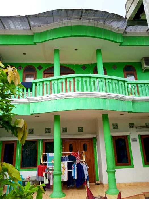 Jual 6 unit rumah SHM dengan berbagai fasilitas  menarik jakarta barat