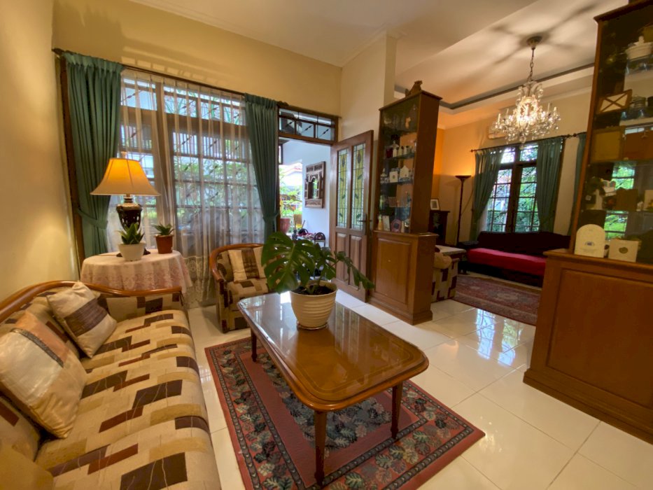 Jual Rumah Exit Pasteur posisi HOOK dan ASRI