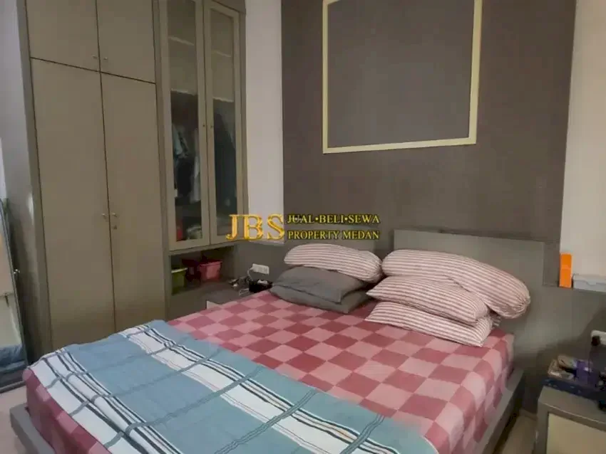 Dijual Villa 2 Tingkat Siap Huni di Komplek Cemara Asri Jalan Bangau -