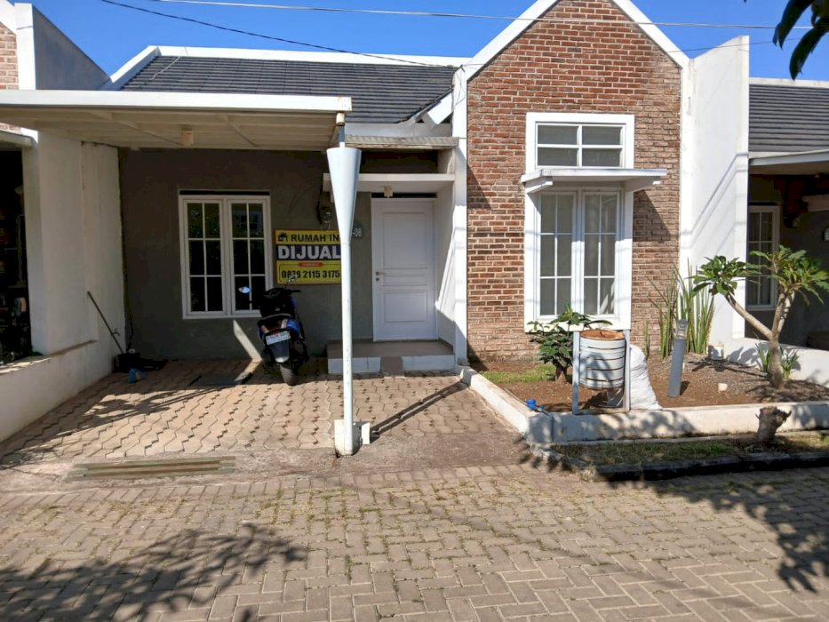 Dijual rumah bisa KPR lokasi strategis