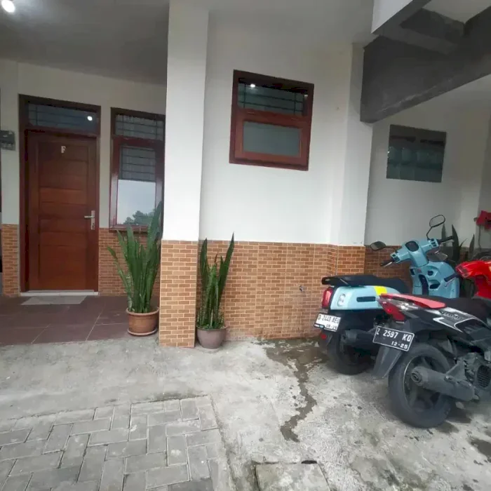 Sewa Rumah Pavilliun per tahun