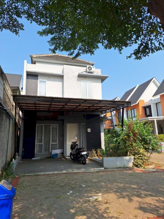 RUMAH DI TAKE OVER CUMA 550 JUTA UDAH SAMA NOTARIS & SHM DAPET CANOPY