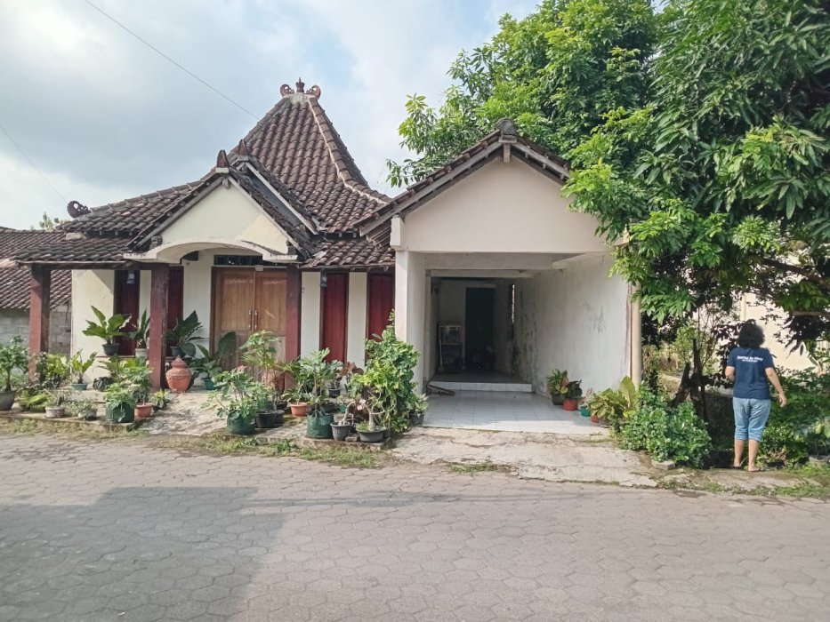 DIJUAL RUMAH DI KAWASAN PREMIUM