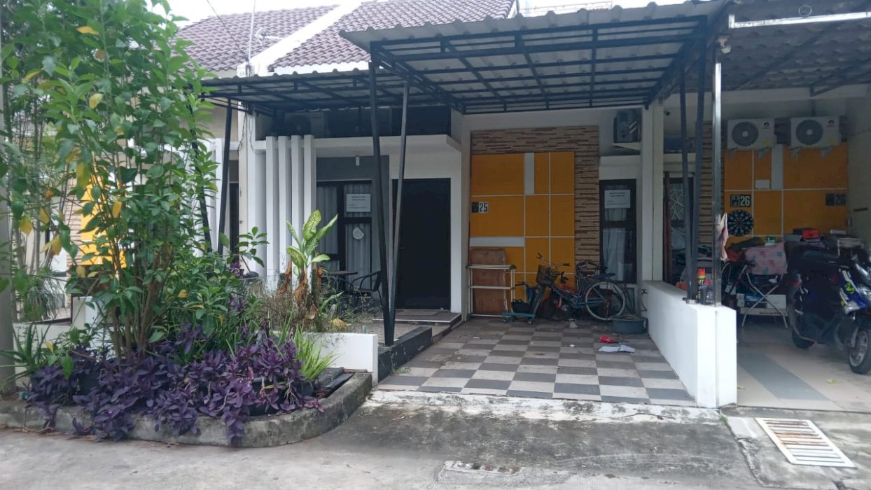 Rumah full furnish dalam cluster di segara city harapan indah bekasi