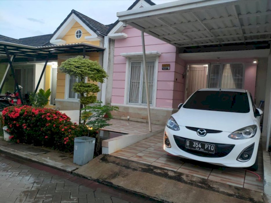 DI JUAL CEPAT (NEGO) RUMAH FULL FURNISHED DI CLUSTER BRITANIA BEKASI