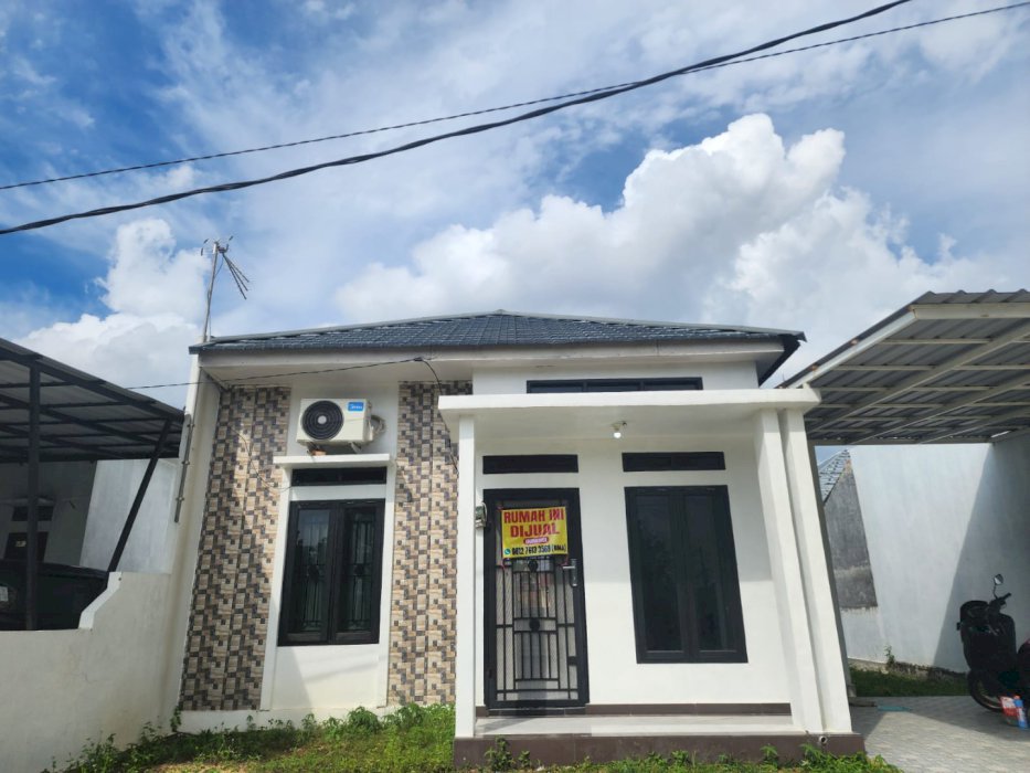 Di jual murah rumah strategis di Perum Borneo Amal Sejahtera Pekanbaru