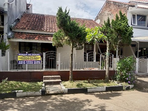 Jual Rumah Di Komplek Arcamanik - Bandung !