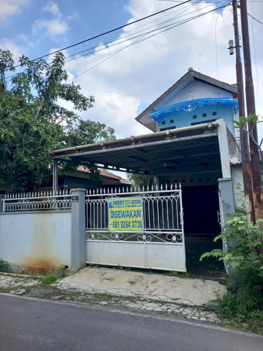 Rumah di depan rs JIH solo