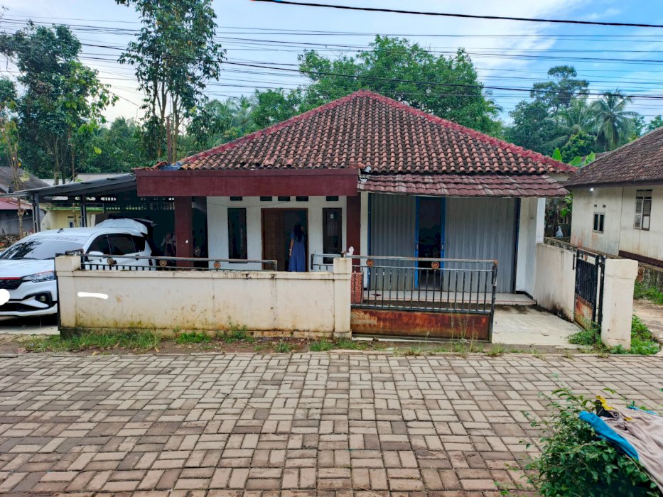 Rumah dijual cepat tanpa perantara, bisa langsung hubungi pengiklan