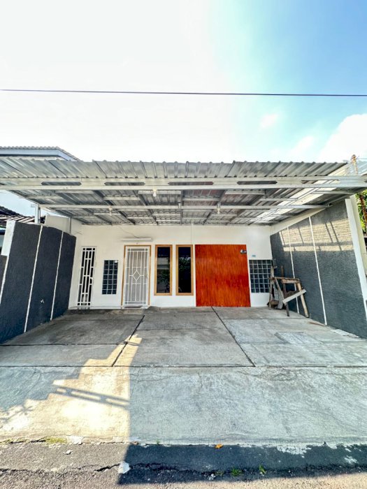 DIJUAL RUMAH – LOKASI STRATEGIS TENGAH KOTA