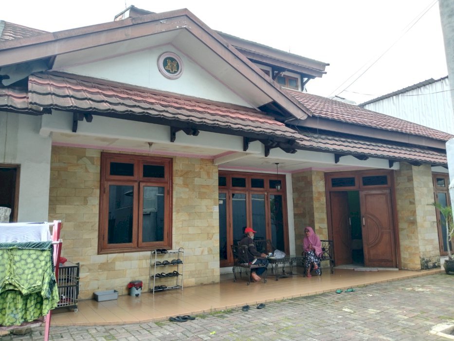 Dijual Rumah Semi Furnish Joglo Raya Jakarta Barat