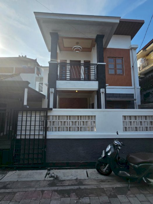 Jual Rumah Lantai 2 Murah di Dalung Belakang Clandys,Kuta Utara,Bali