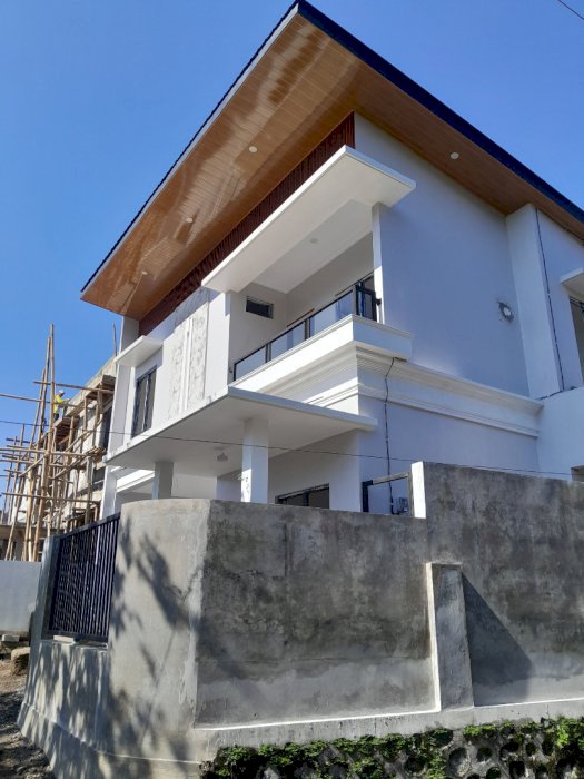 Dijual rumah 2 Lantai utara pasar godean dekat rs atturots