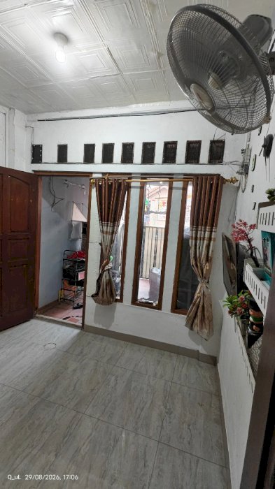 Jual rumah strategis siap huni di Kayu Manis Matraman Jakarta Timur