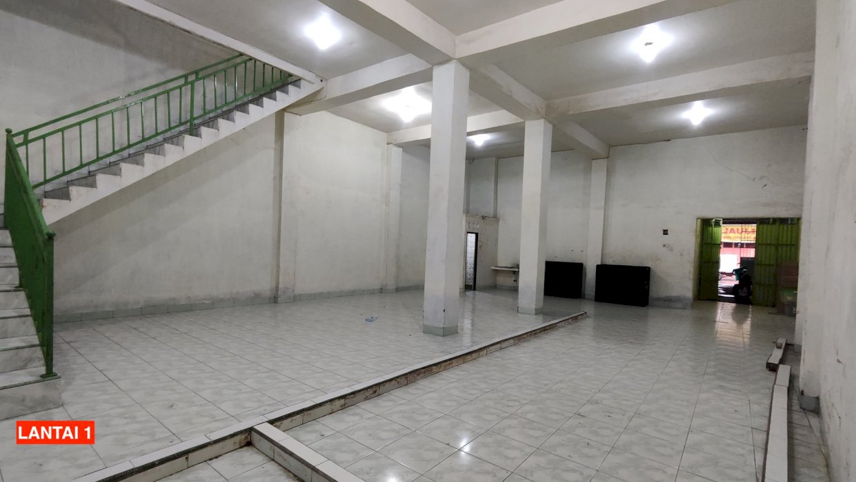 Dijual Gudang 3 Lantai Strategis di Jl. Kangkung Makassar (Siap Pakai)