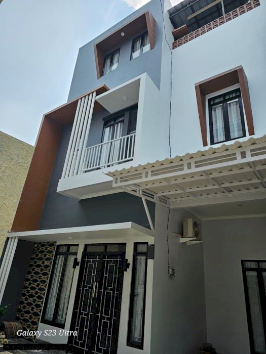 DIJUAL RUMAH CLUSTER FULL FURNISH  Srengseng Sawah Jagakarsa