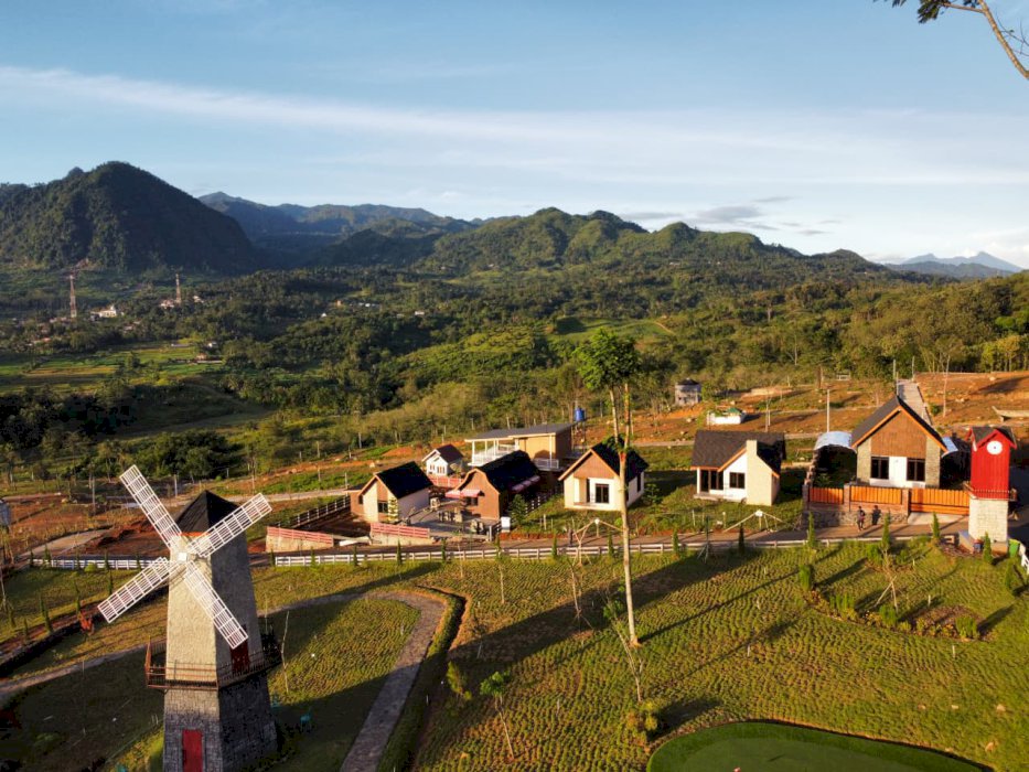 JANGAN SAMPAI KEHABISAN! TANAH VIEW GUNUNG KONSEP EROPA KLASIK