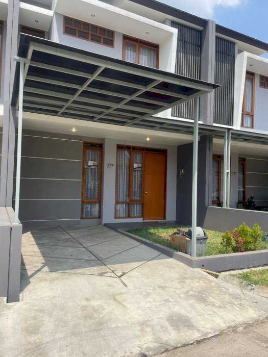 Di jual rumah strategis siap huni di Manggahang Bandung