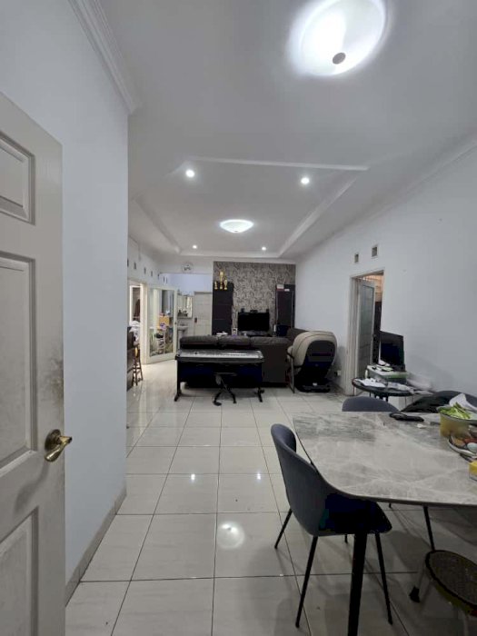 Dijual Komplek Perumahan Singgasana Pradana Bandung