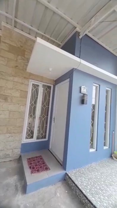 RUMAH DI KONTRAKAN UNDIP TEMBALANG