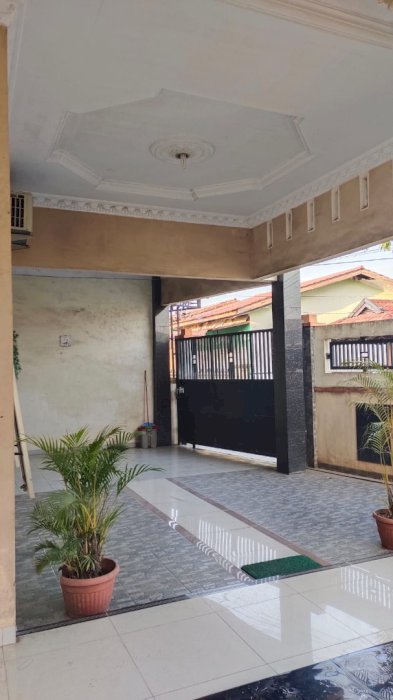 RUMAH LUAS 2 LANTAI – SIAP HUNI & HARGA NEGO!