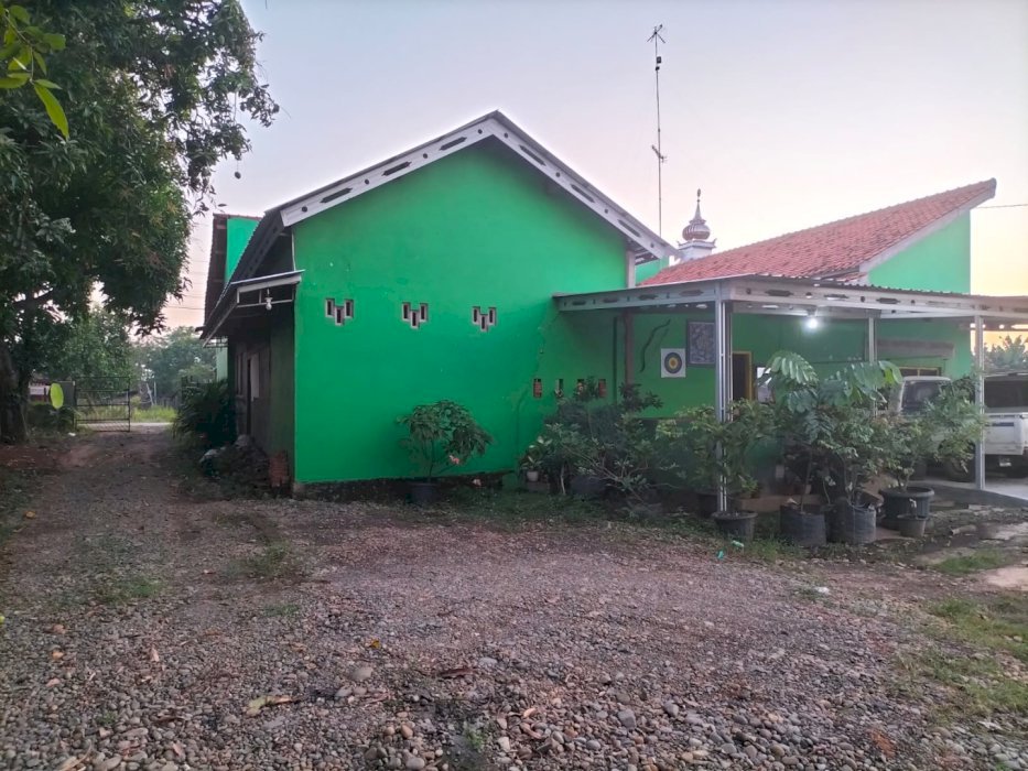 DIJUAL TANAH LUAS + RUMAH SIAP HUNI DI Denasri Wetan