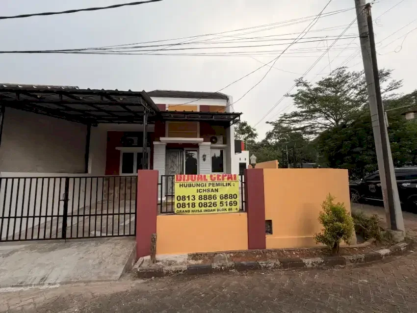 Dijual Cepat Rumah Hook, Posisi Sudut, Tanah Lebih Luas & Siap Huni