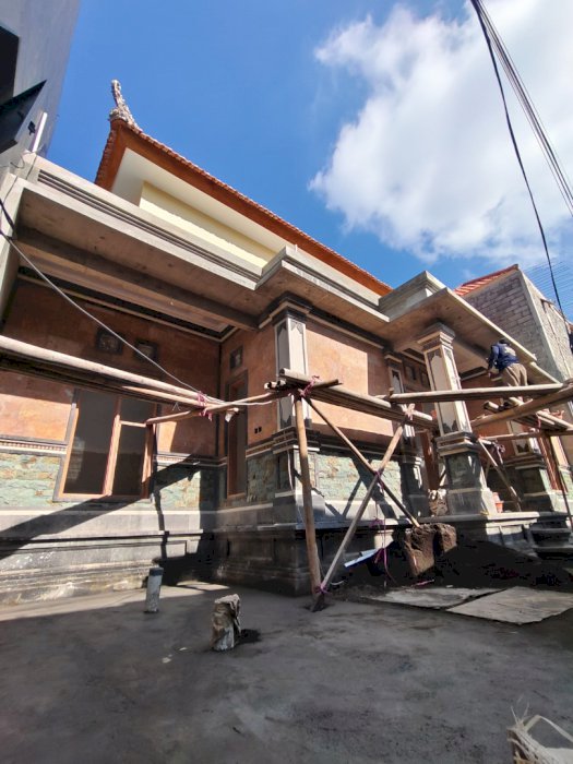 Dijual Rumah Baru full tempelan Batu Alam