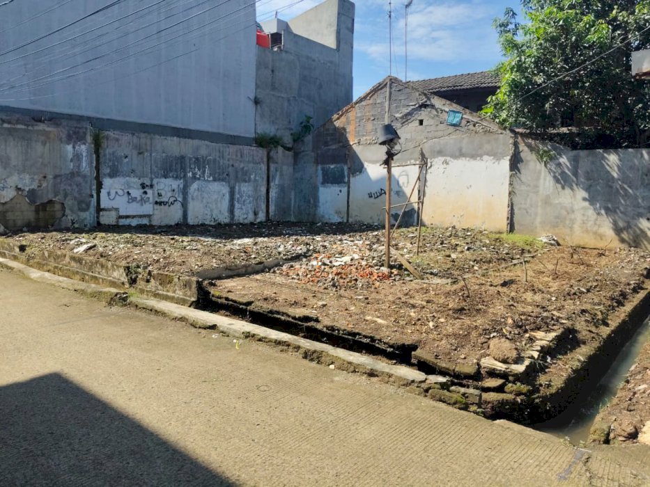 Di jual tanah jati asih