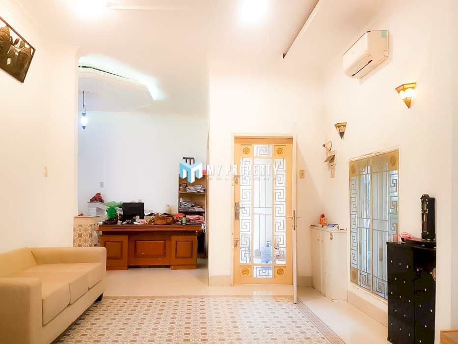 Di jual rumah mewah di Medan Tembung