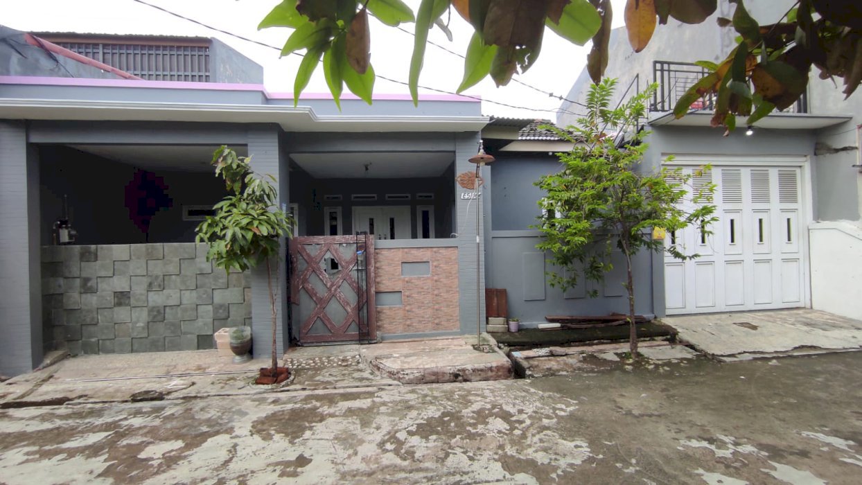 Di jual rumah strategis di Griya Kondang Asri Karawang Timur