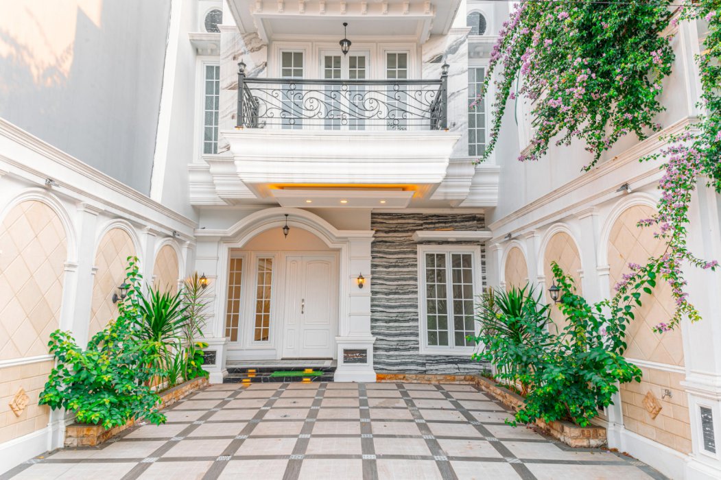 Dijual Rumah Baru Modern Classic Siap Huni 2 Lantai Lokasi Jagakarsa