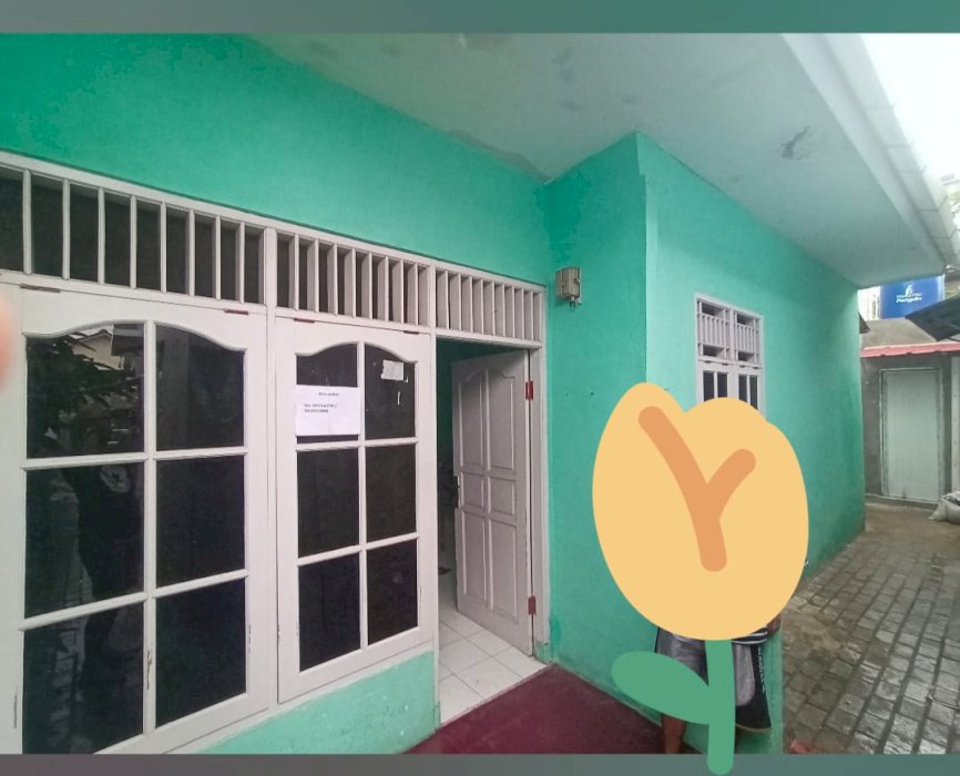 DIJUAL MURAH RUMAH LOKASI STRATEGIS PINGGIRAN JAKARTA SELATAN