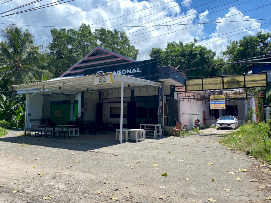 PELUANG USAHA! DISEWAKAN RUKO JL.POROS JENEPONTO SIAP PAKAI DAN RAMAI
