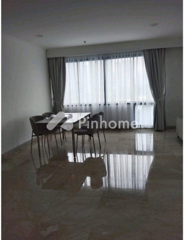 Dijual Apartemen Park Royal di Park Royal