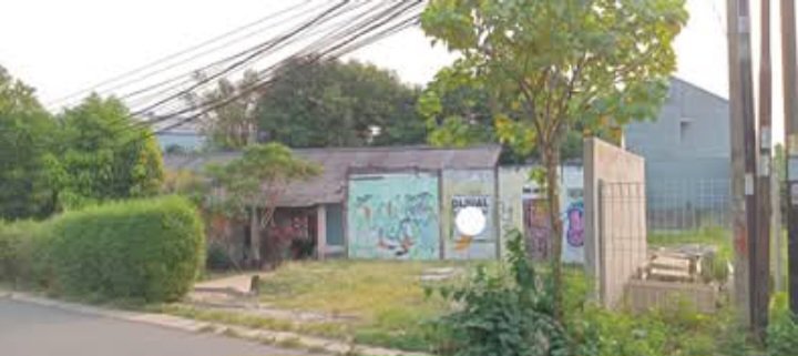 Dijual tanah 720 m² Pinggir jalan