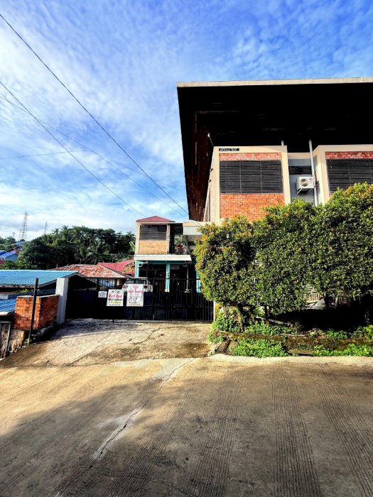 Dijual rumah kost kost an 10 kamar