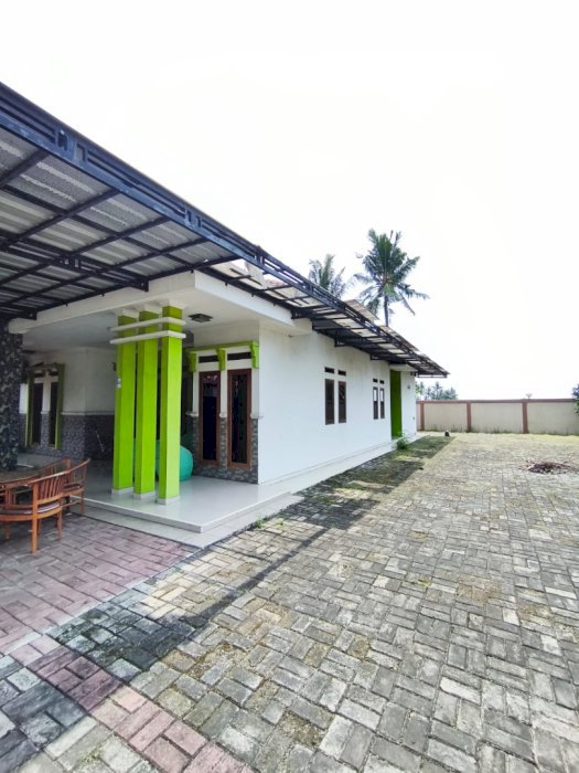 DIJUAL TANAH BESERTA BANGUNANDENGAN LOKASI STRATEGIS DI TANGGERANG!