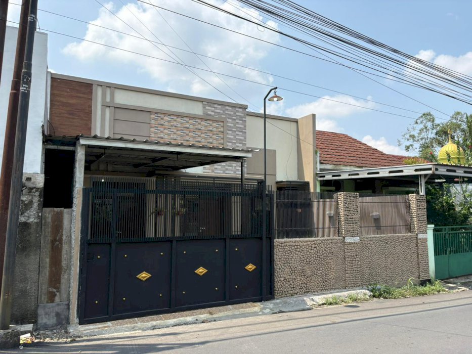 DIJUAL RUMAH SIAP HUNI DAN STRATEGIS DI BATURADEN, BANYUMAS, JATENG!